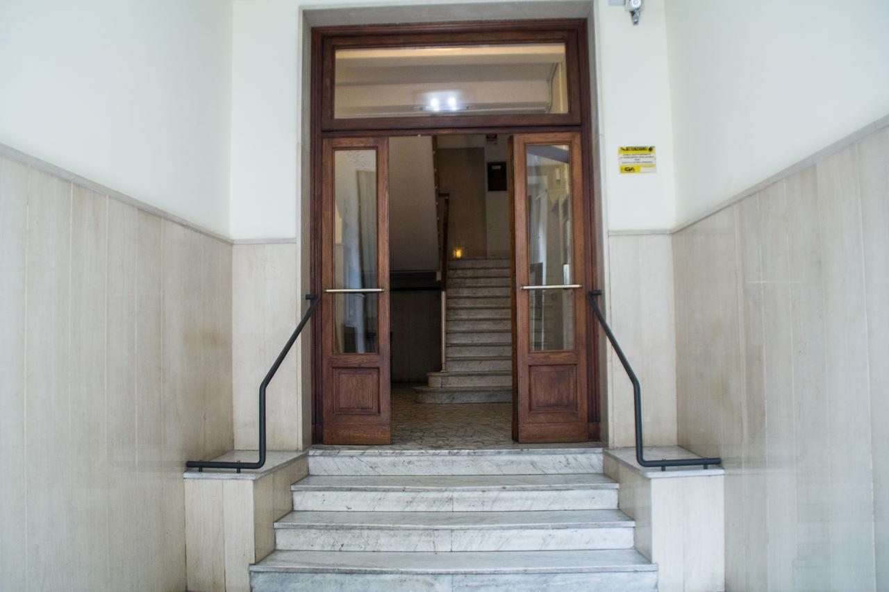 Interno 10 Cavour Bed and Breakfast Napoli Eksteriør billede